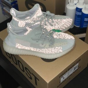 Yeezy 350 v2 cloud white reflective